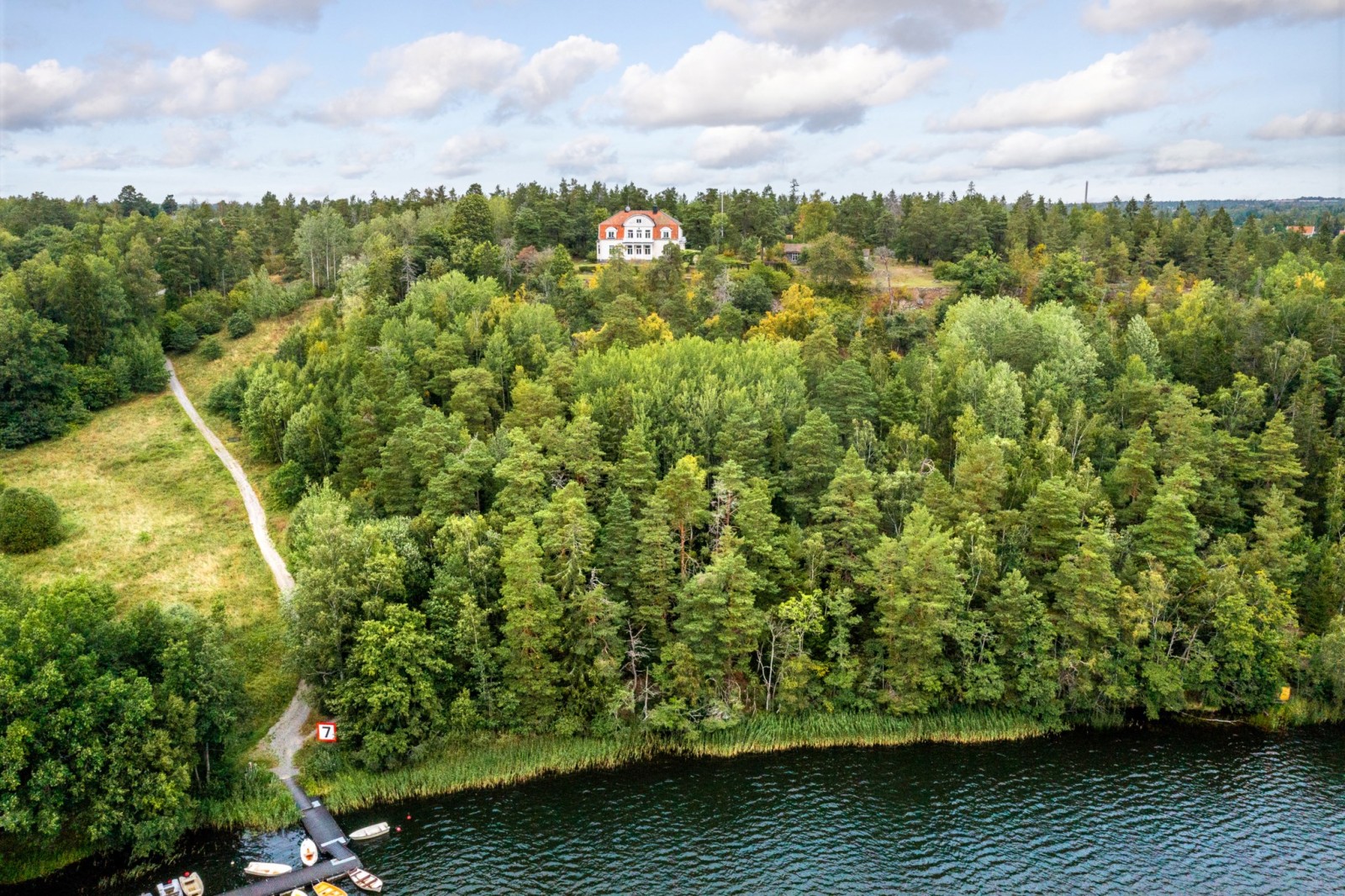 Exteriör Barrtorpsvägen 9